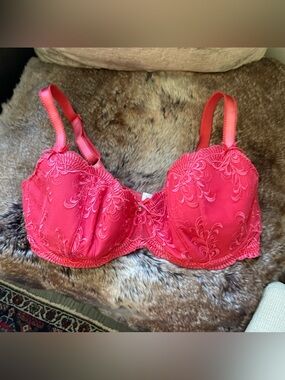 Rigby & Peller London - Women's Embroidered Underwire Bra in Vibrant Coral Pink